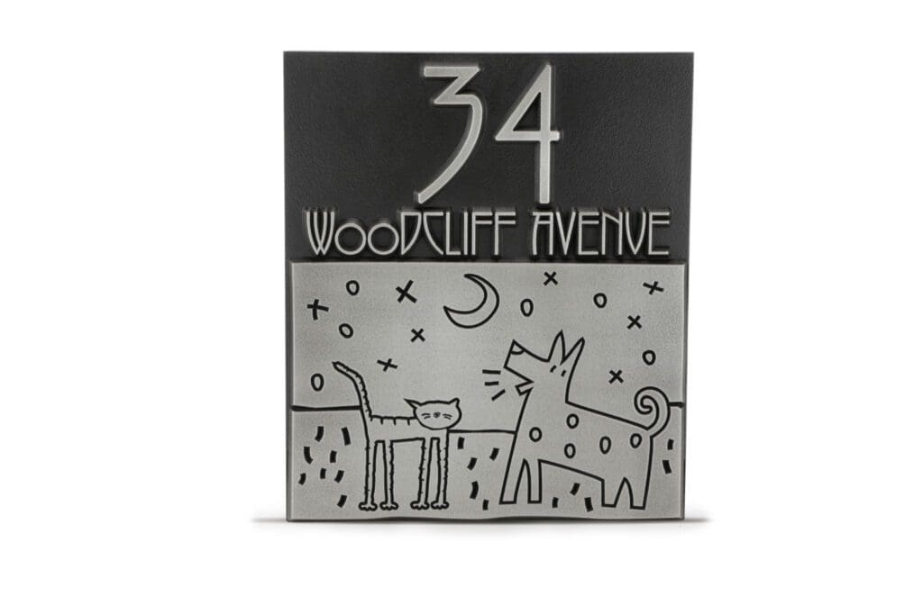 Garden Car or Dog Plaque - Bronze Detail